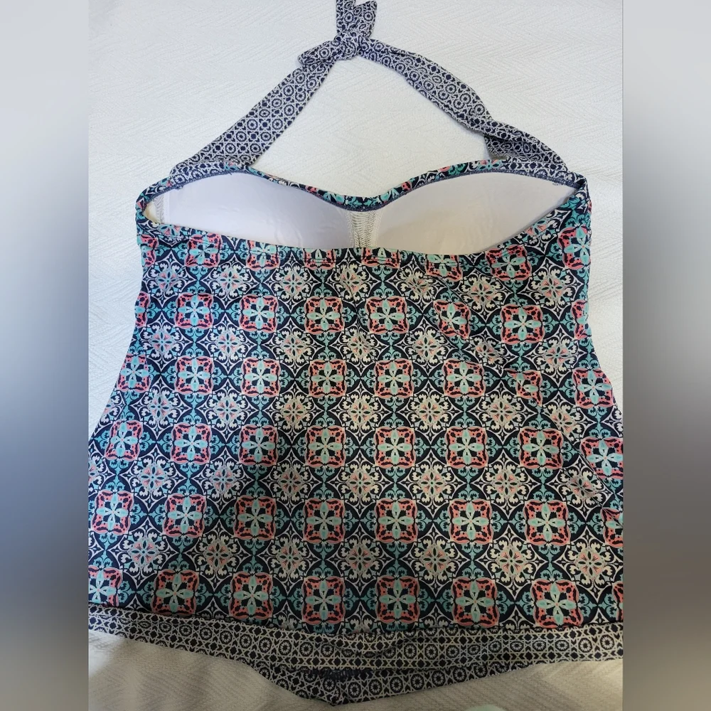 Tankini Top By 24 & Ocean - Picture 2 of 2